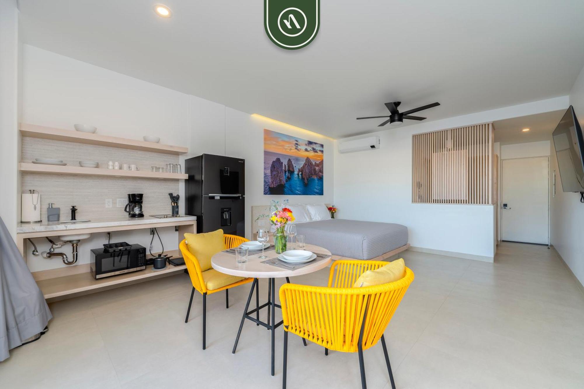 Condo Near Marina - Downtown - Pool - King 카보산루카스 외부 사진